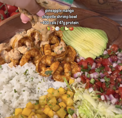 Chipotle shrimp bowl